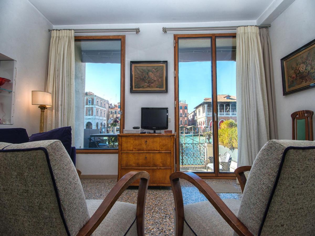 Grimaldi Hermitage Canal Grande View * Venecia